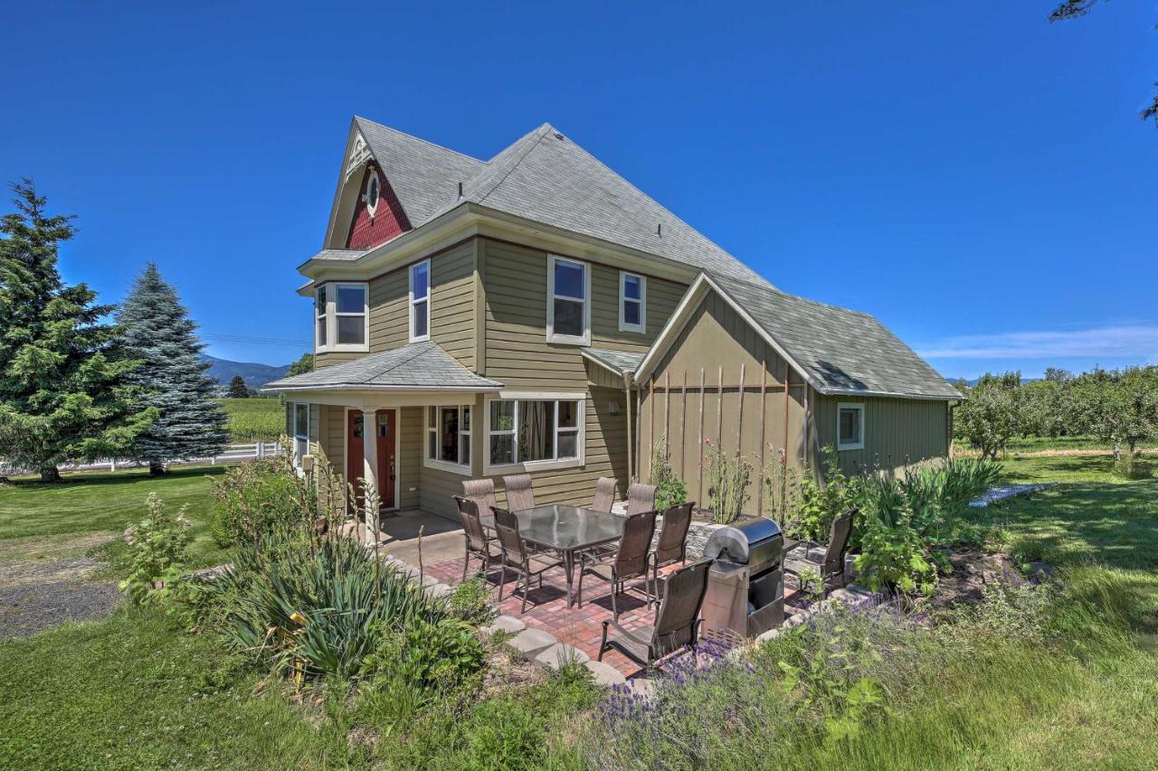 Storybook Glade Historical Homestead With Views! Hood River Exterior photo